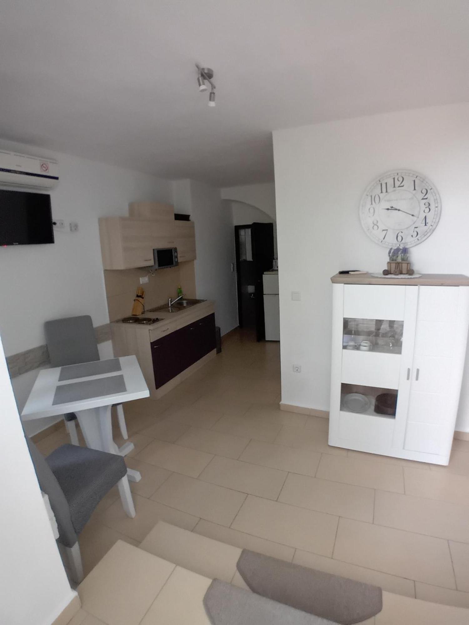Vivi Studio Apartments Mali Losinj Exterior photo
